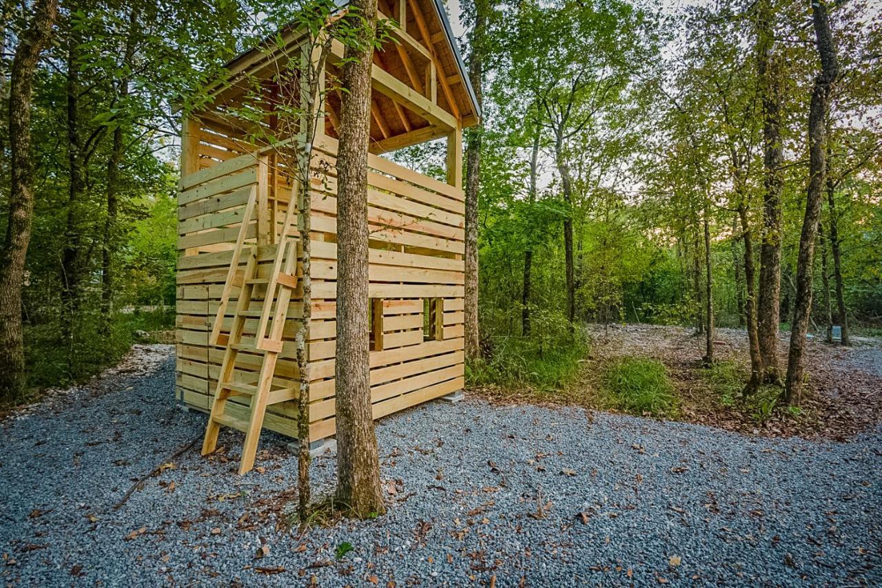 "The Barndo" 4Br Luxury Cabin, Hot Tub, Fire Pit, Bunks, Arcades, Playhouse! Броукън Боу Екстериор снимка
